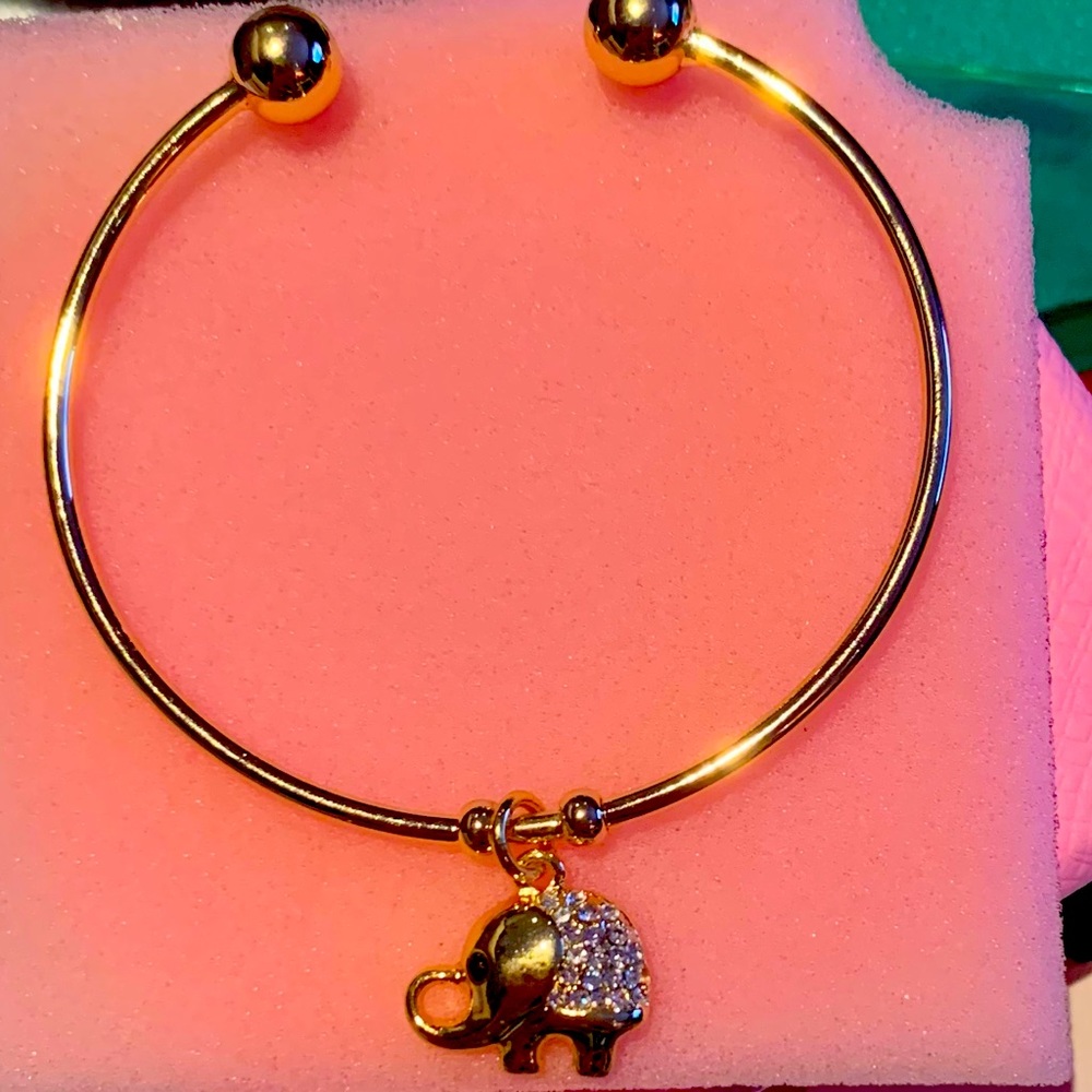 18k Gold Plated Swarovski Elephant Charm Cuff - New